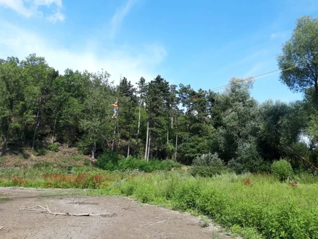 Permanentní plechový pinďour