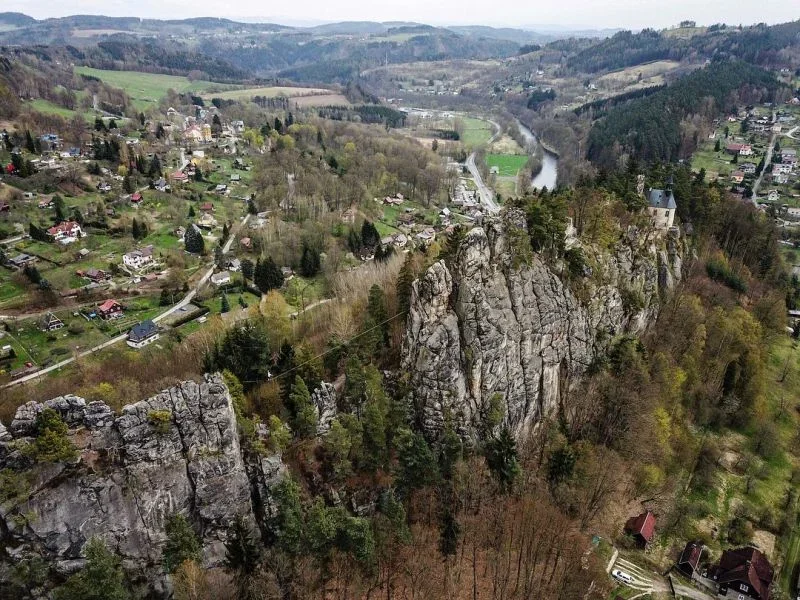 Zub času