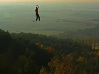 Mládí vpřed!